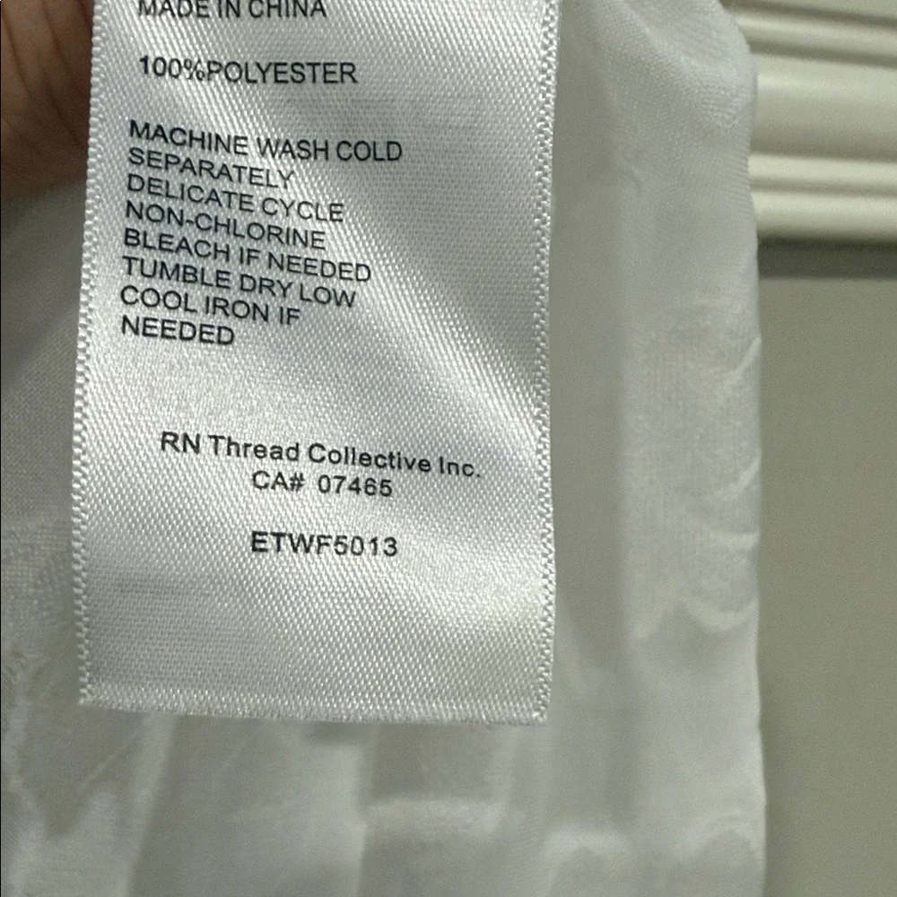 NWOT Ellen Tracy White Floral Men's Shirt - Picture 8 of 8